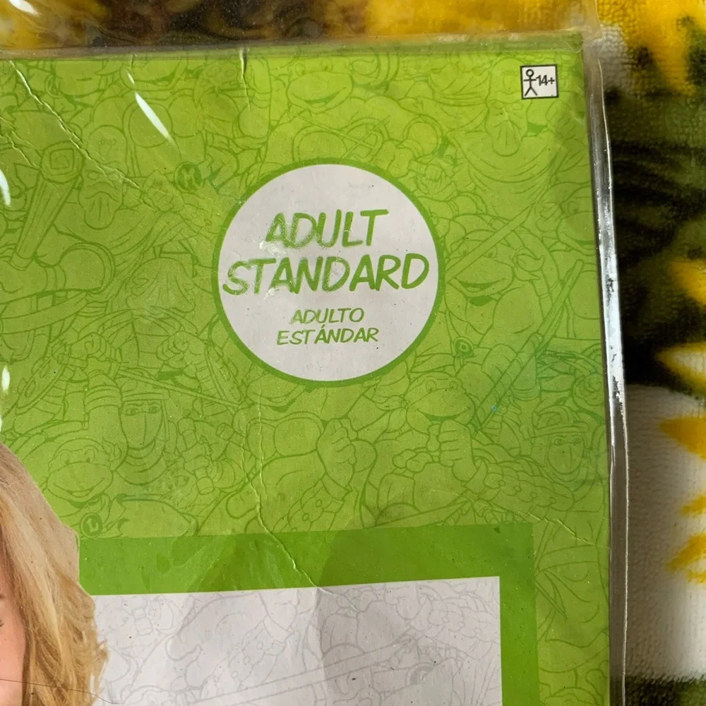 New in Package- TMNT (Raphael) Cropped Top for adults. - Picture 2 of 4